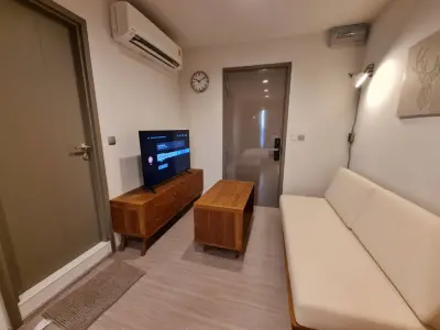 1-Bed Condo for Rent at Life Asoke Hype