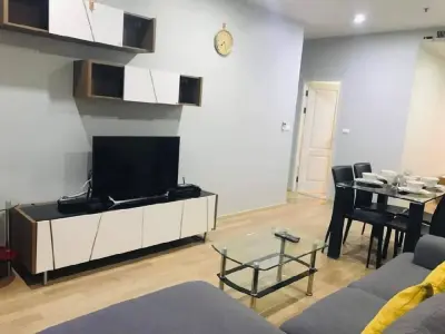 2-Bed Condo for Rent at Noble Refine