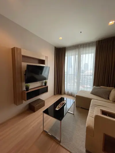 1-Bed Condo for Rent at Rhythm Sathorn