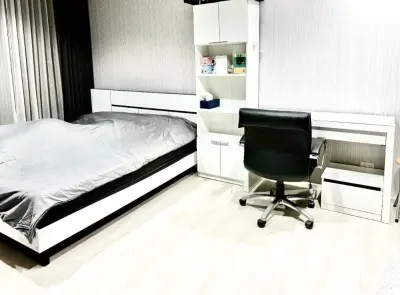 Studio Condo for Rent at Rhythm Asoke