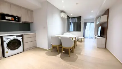 1-Bed Condo for Rent at Runesu Thonglor 5