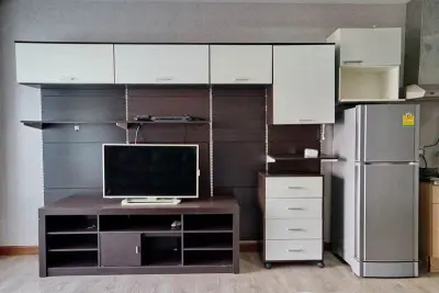Studio Condo for Rent at The Trendy Condominium