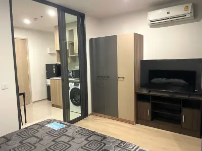 Studio Condo for Rent at Life Rama 4 Asoke