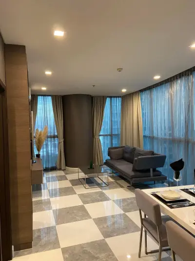 1-Bed Condo for Rent at Le Luk Condominium