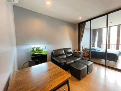 Condo for Sale at Hasu Haus