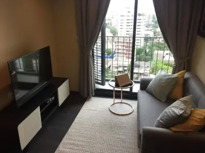 1-Bed Condo for Rent at Edge Sukhumvit 23