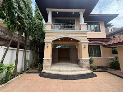 3-Bed House for Rent at House Sukhumvit 71