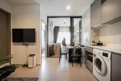 1-Bed Condo for Rent at Life Asoke Hype