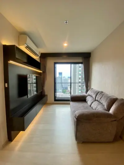 2-Bed Condo for Rent at Life Asoke