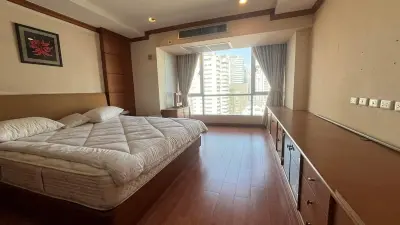 2-Bed Condo for Rent at The Trendy Condominium