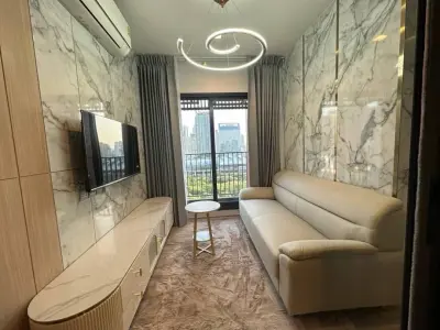 1-Bed Condo for Rent at Life Asoke Hype