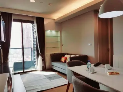 2-Bed Condo for Sale at The Lumpini 24