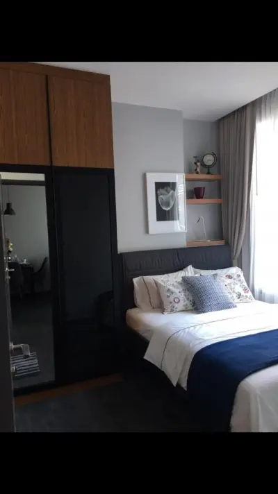 Edge Sukhumvit 23