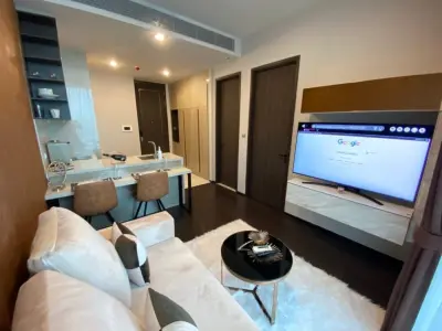 Laviq Sukhumvit 57