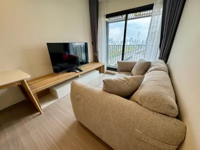 1-Bed Condo for Rent or Sale at Life Asoke Hype