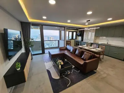 The Waterford Diamond Sukhumvit 30/1