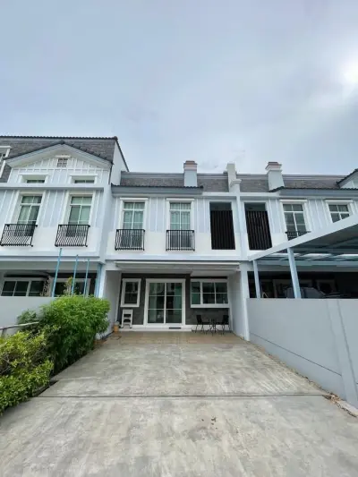 3-Bed Townhouse for Rent at Indy 1 Bangna-Ramkhamhaeng 2