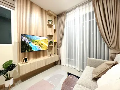 Golden Town Sukhumvit - Lasalle