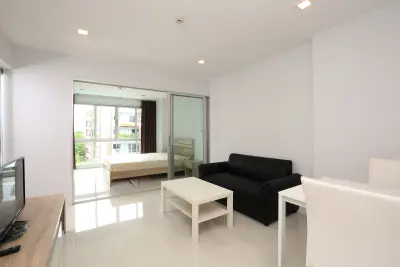 1-Bed Condo for Rent at TKF Condo