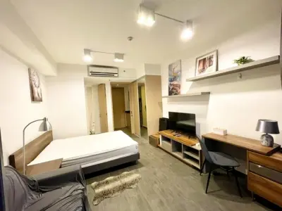 Studio Condo for Rent or Sale at The Lofts Ekkamai