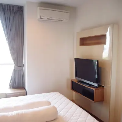 1-Bed Condo for Rent at Rhythm Sathorn