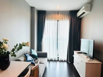 1-Bed Condo for Rent at C Ekkamai
