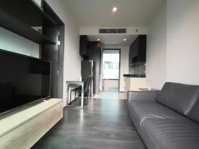 Edge Sukhumvit 23