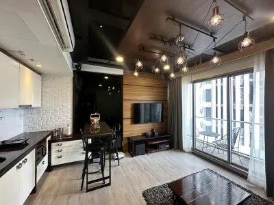 1-Bed Condo for Rent at The Lofts Ekkamai