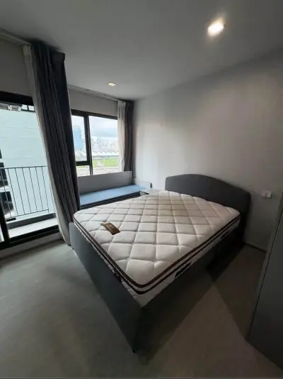 Life Asoke Rama 9