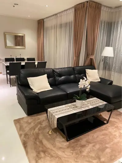 2-Bed Condo for Rent at The Emporio Place