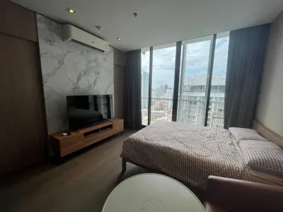 Studio Condo for Sale at Park Origin Phrom Phong